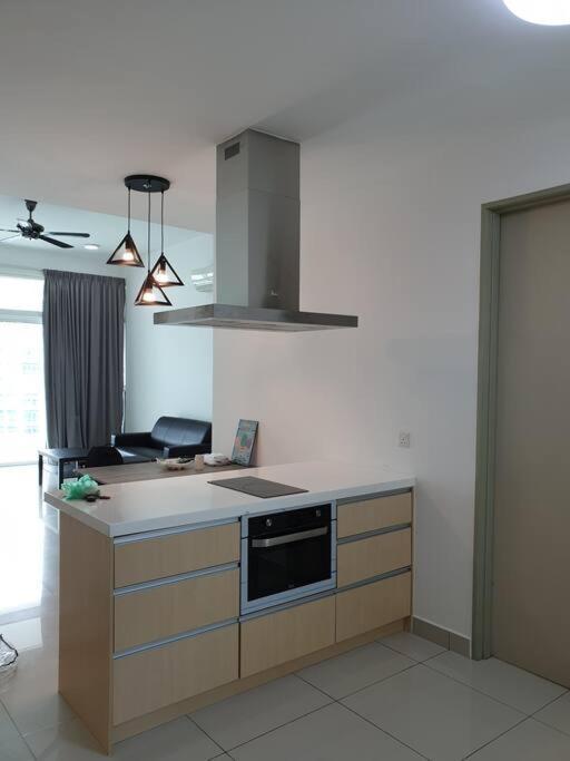 Direct Qbm & Ikea *Highfloor Sunrise Seaview Condo بيان ليباس المظهر الخارجي الصورة